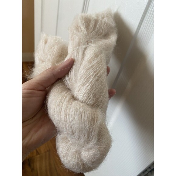 3 Skeins Mohair Light Beige 150g #410 - Picture 2 of 3